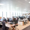 Équipement de protection collective en biotechnologie : maîtriser les risques au travail en hauteur et en laboratoire
